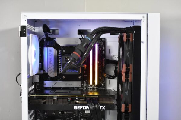 High-End Gaming - Ryzen 7 9700x, 32gb DDR5, RTX 3080, 1tb NVME, Windows 11 Pro - Image 2