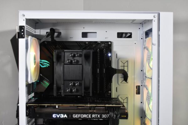 Ultra Gaming - Ryzen 7 5700x, RTX 3070, 32gb DDR4, 1tb NVME, Windows 11 - Image 2
